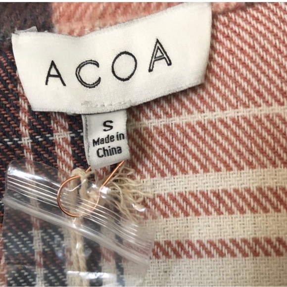 Shacket - Picture 2 of 4